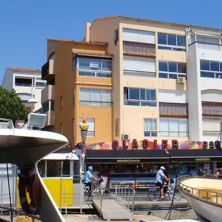 Studio In Cap D'agde With Wonderful Sea View And Furnished Balcony 400 M From The Beach Διαμέρισμα