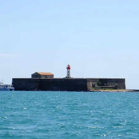 Studio In Cap D'agde With Wonderful Sea View And Furnished Balcony 400 M From The Beach Agde